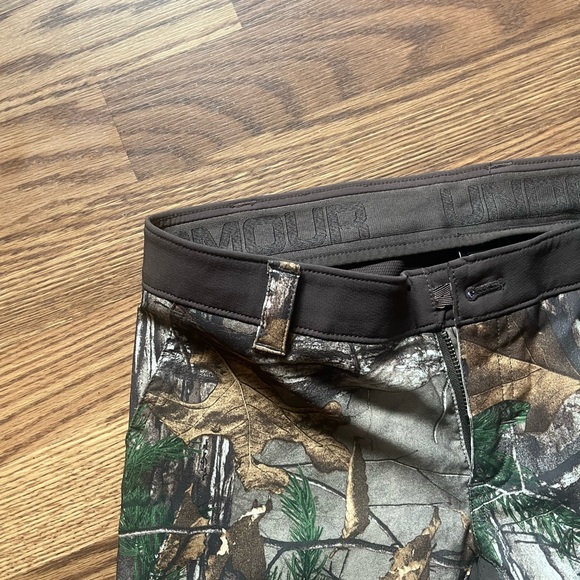 Under Armour women’s camel pants - Picture 5 of 9